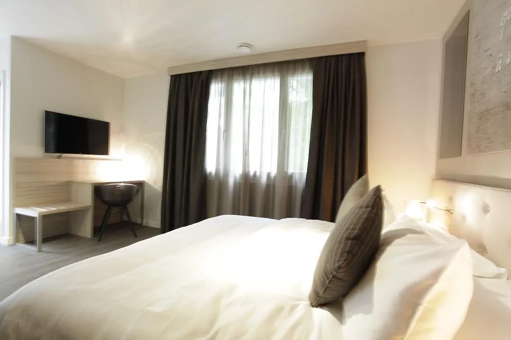 ***  Chez Maman Hotel & Restaurant Cenevre İsviçre