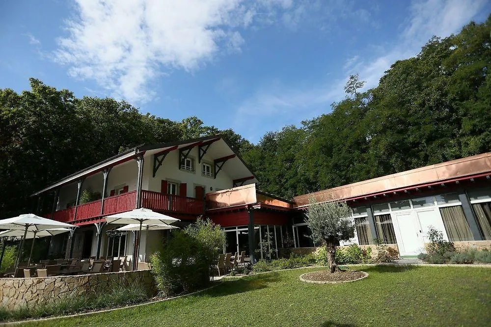 Chez Maman Hotel & Restaurant Cenevre İsviçre