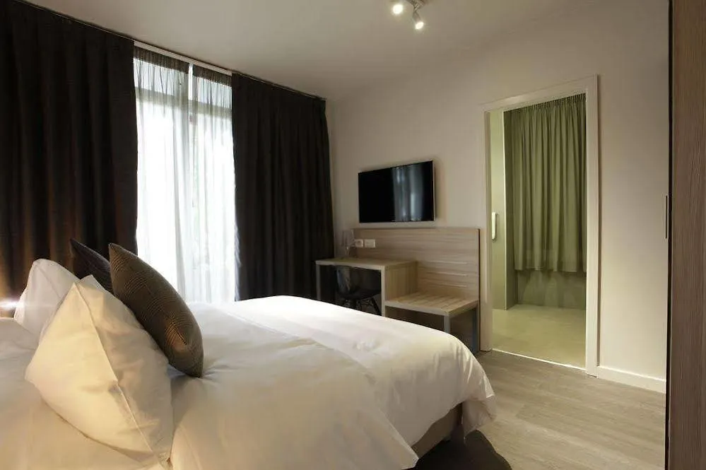 Chez Maman Hotel & Restaurant Cenevre